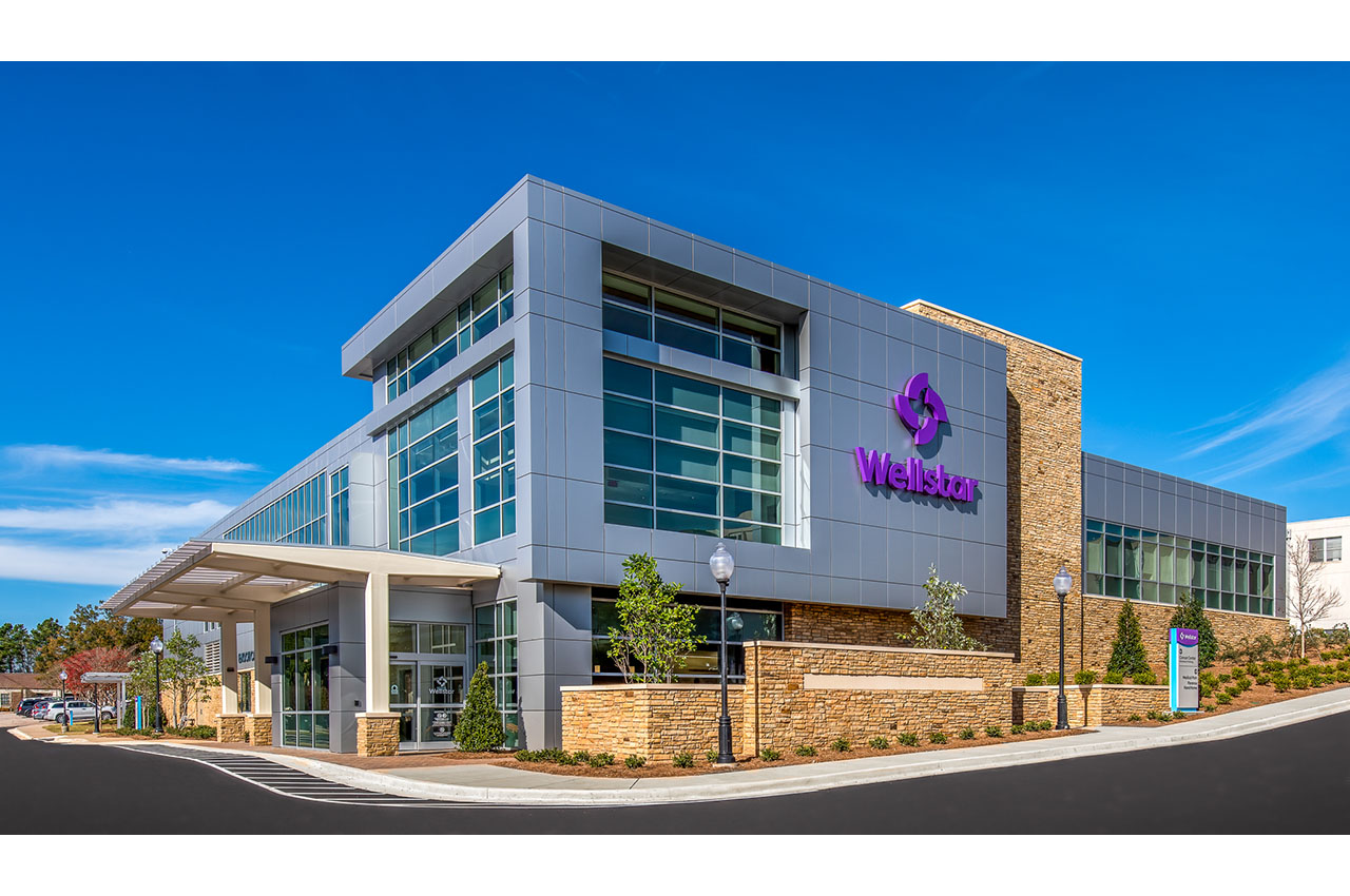 exterior of wellstar cancer center